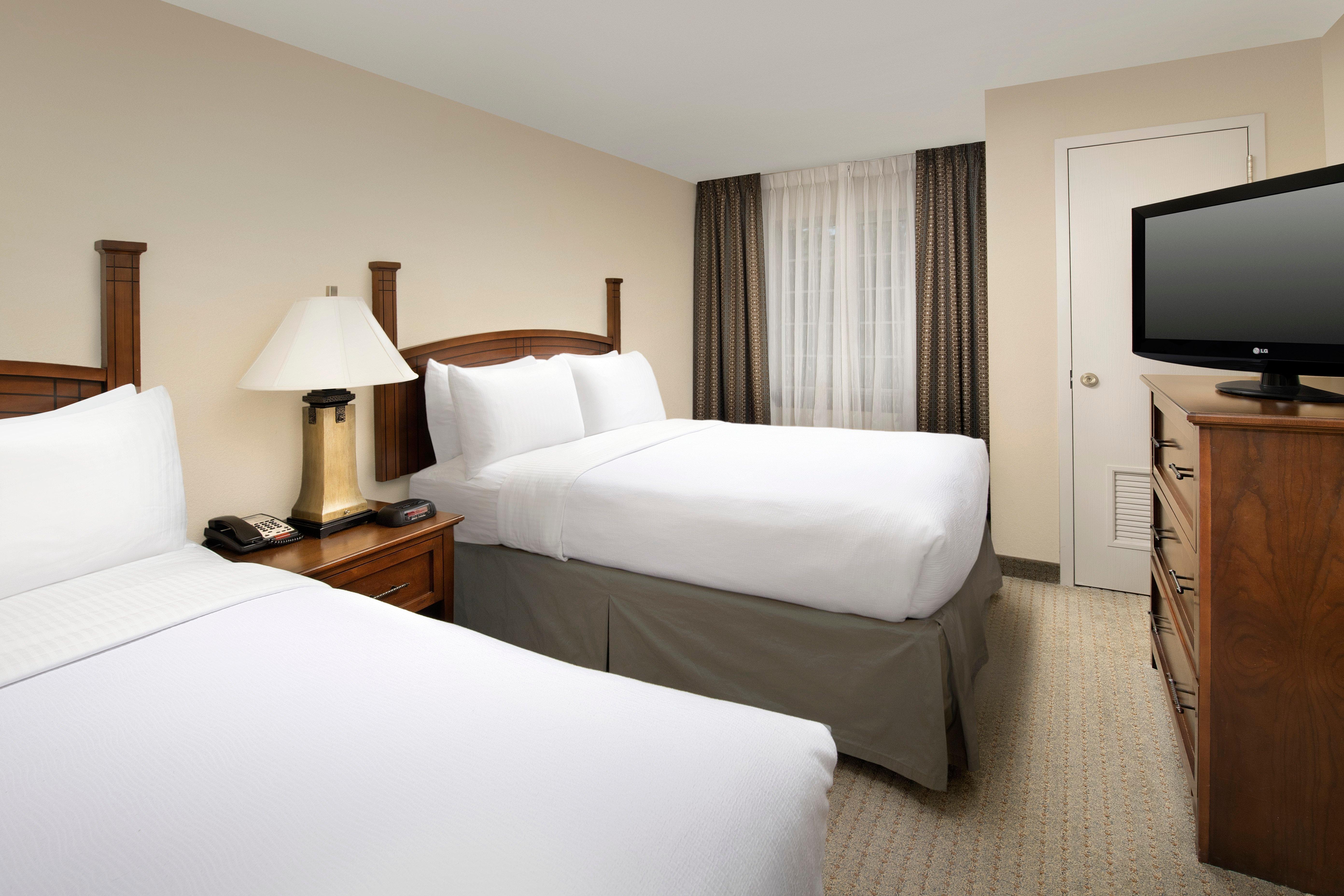 Staybridge By Ihg North Brunswick